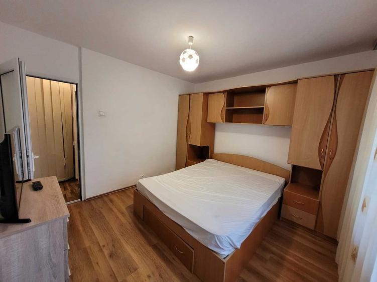 Apartament cu 2 camere decomandat în Sud