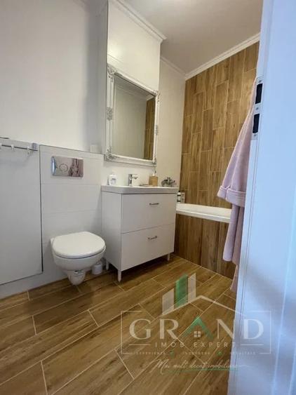 Apartament cu 2 camere semidecomandat, mobilat în Dâmbul Rotund