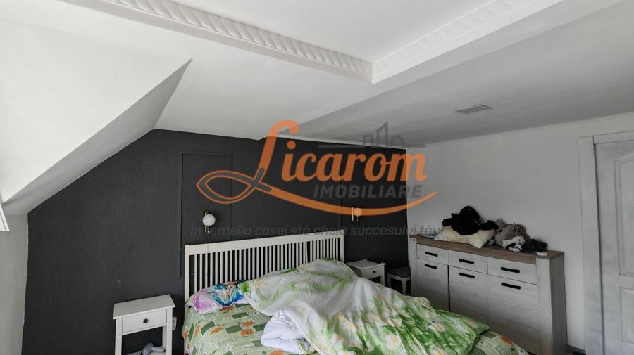 Casă individuală cu 4 camere cu Canalizare în Bartolomeu