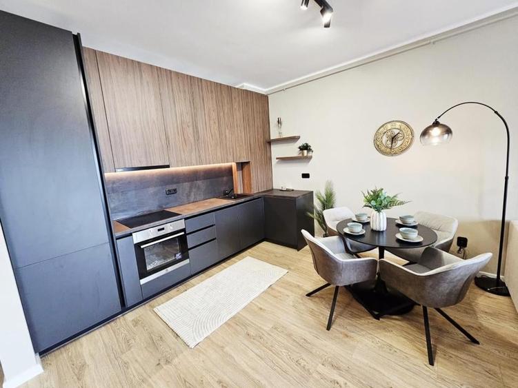 Apartament ultrafinisat cu 2 camere,etaj intermediar, zona eroilor - 8
