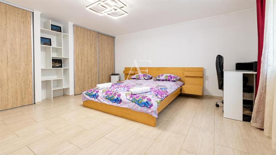 Apartament cu 3 camere decomandat, mobilat în Central