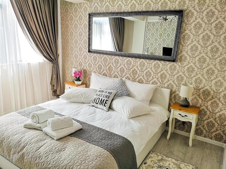 Apartament cu 2 camere semidecomandat în Tătărași