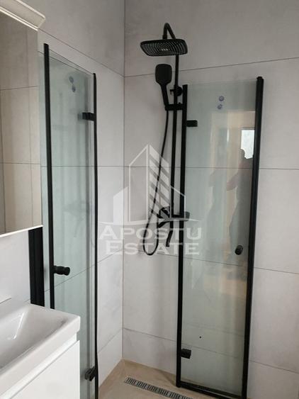 Duplex cu 4 camere cu Canalizare în Bucovăț (Remetea Mare)