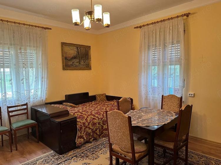 Casă cu 5 camere cu Teren 1440 Mp în Central