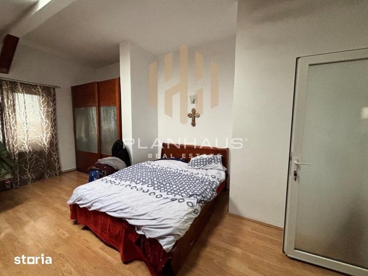 Casă cu 5 camere cu Teren 1200 Mp în Central