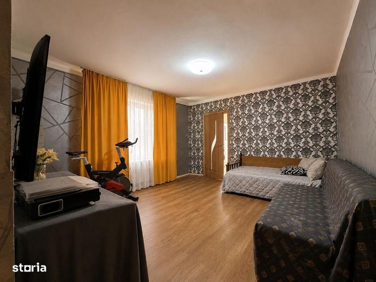 Casă cu 3 camere în Șagului