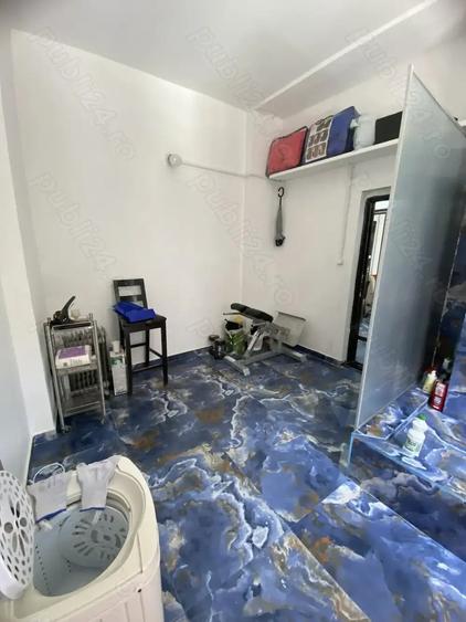 Casă cu 6 camere cu Teren 99 Mp în Știrbei Vodă
