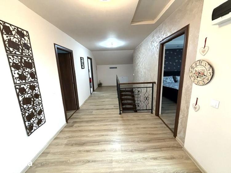 Casă cu 5 camere cu Teren 629 Mp în Central