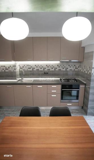 Apartament cu 3 camere decomandat în Piața Unirii