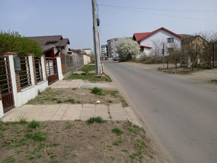 Teren intravilan de 2000 mp, în Central