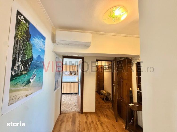 Apartament cu 4 camere decomandat în Ștefan cel Mare