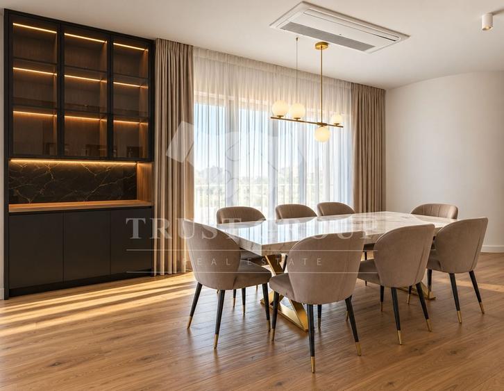 Apartament cu 5 camere decomandat, mobilat în Ștefan cel Mare