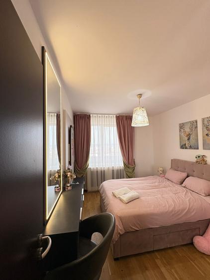 Apartament cu 3 camere decomandat, mobilat în Berceni