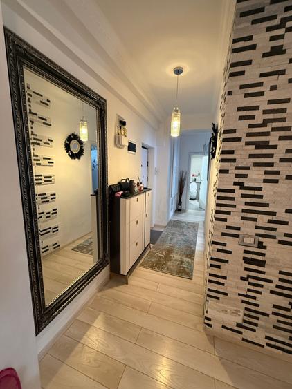 Apartament cu 3 camere decomandat, mobilat în Chiajna