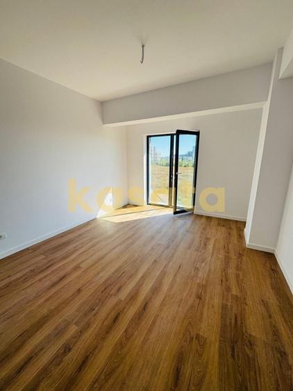 Apartament cu 3 camere decomandat în Aviației — fotografia 1