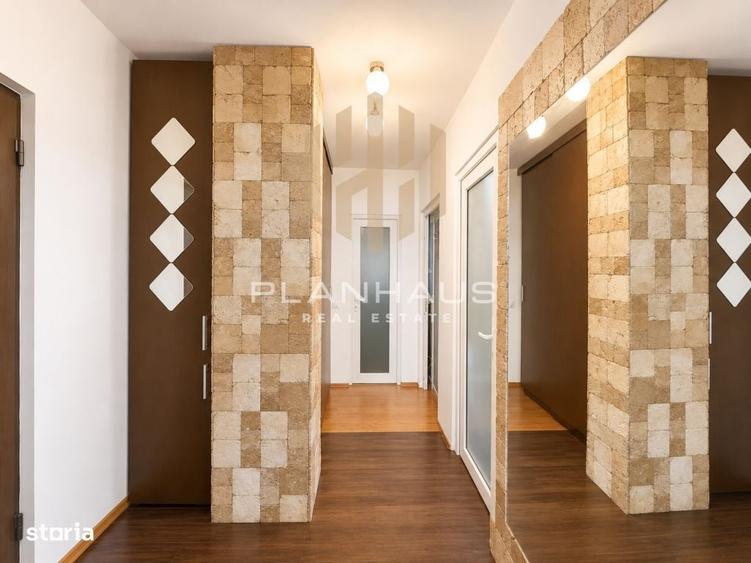 Apartament cu 3 camere decomandat în Traian