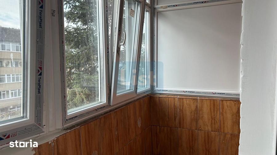 Apartament cu 4 camere decomandat în Ultracentral