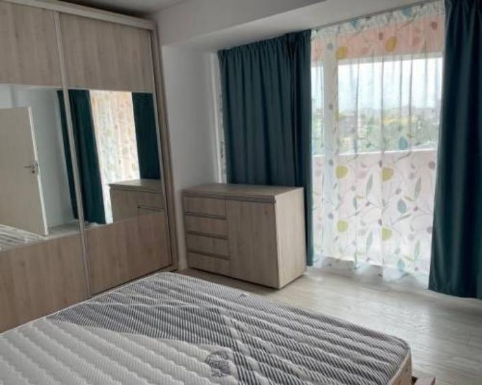 Apartament cu 2 camere decomandat în Mihai Bravu