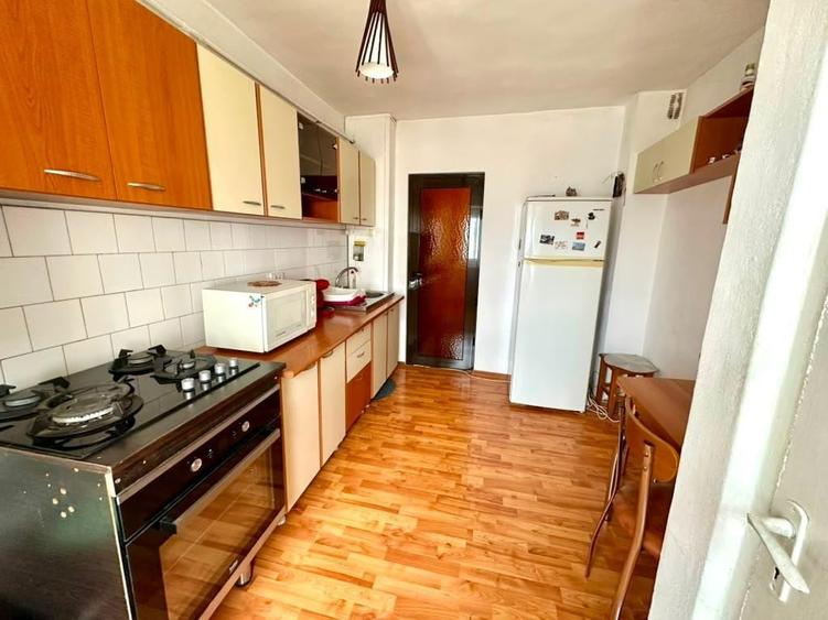 Apartament cu 2 camere decomandat în Sud