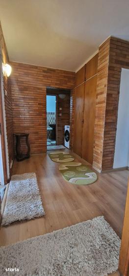 Apartament cu 2 camere decomandat, mobilat în Gara