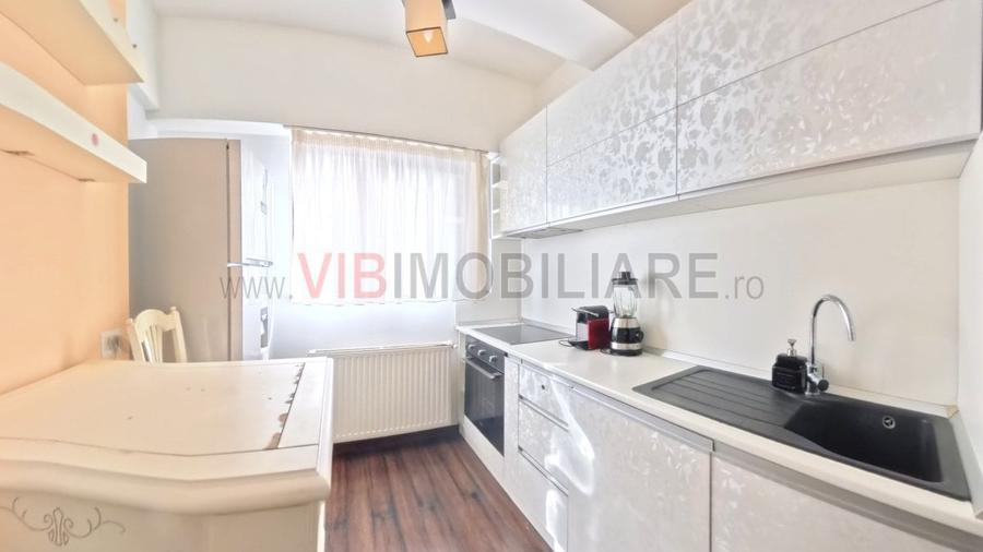 Apartament cu 2 camere semidecomandat, mobilat în Decebal