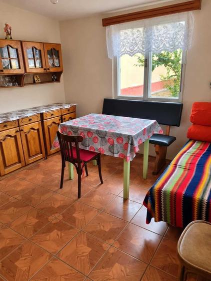 Casă cu 4 camere în Felnac