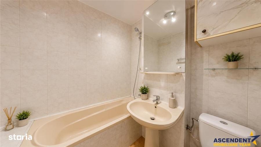 Apartament cu 4 camere decomandat, mobilat în Tractorul