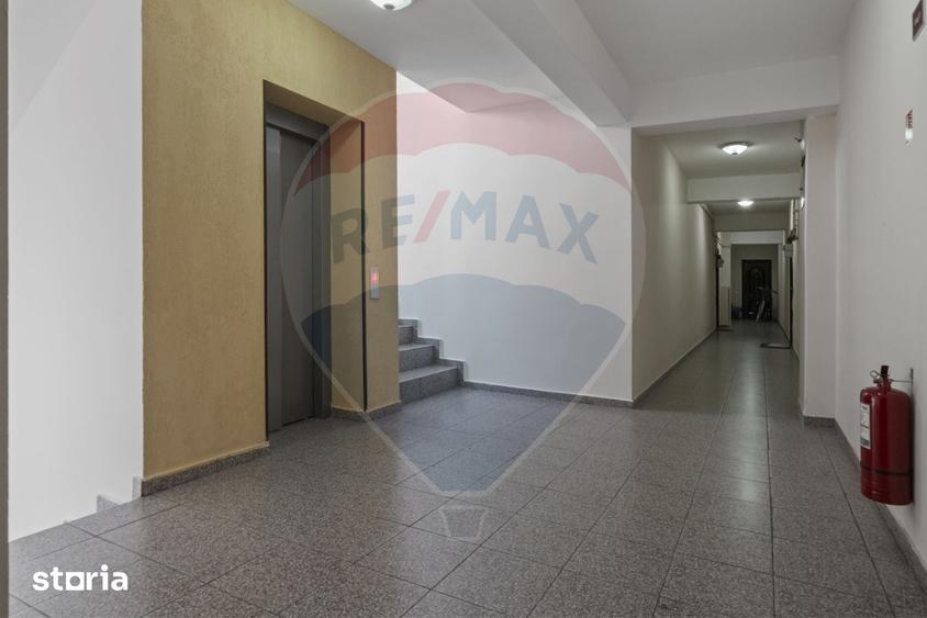Apartament cu 2 camere decomandat în Roșu