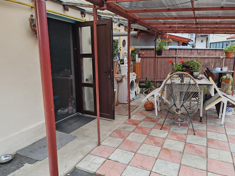 Casă cu 2 camere cu Canalizare în Bartolomeu