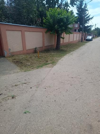 Casă cu 5 camere cu Teren 1000 Mp în Postăvari