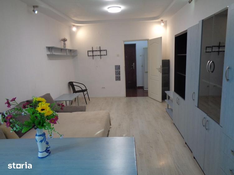 Apartament cu 2 camere decomandat în Grădiște