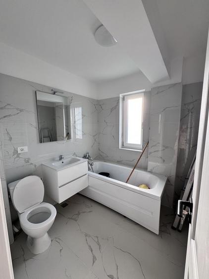 Apartament cu 2 camere semidecomandat în Vișan