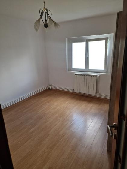 Apartament cu 2 camere decomandat în Obcini