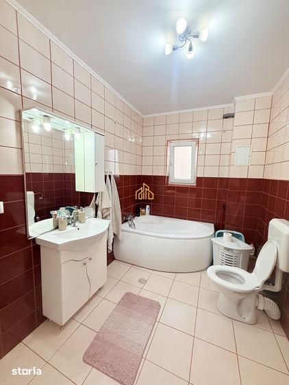 Casă cu 3 camere cu Teren 160 Mp în Central