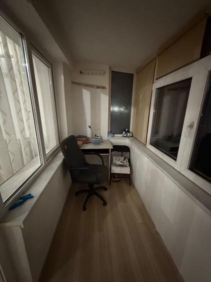 Apartament cu 2 camere semidecomandat în Podu Roș