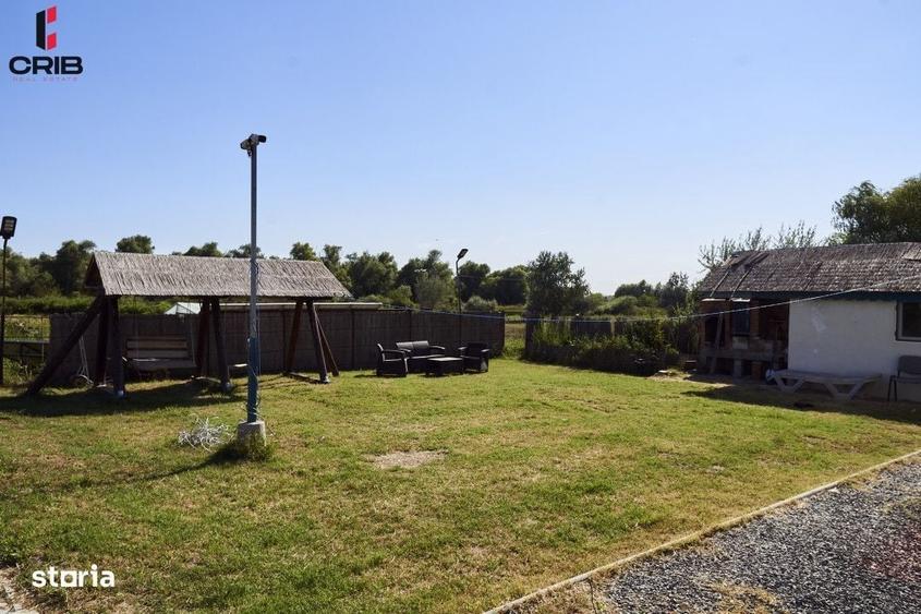 Casă cu 4 camere cu Piscina în Maliuc