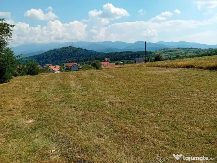 Teren de 500 mp, în Sud