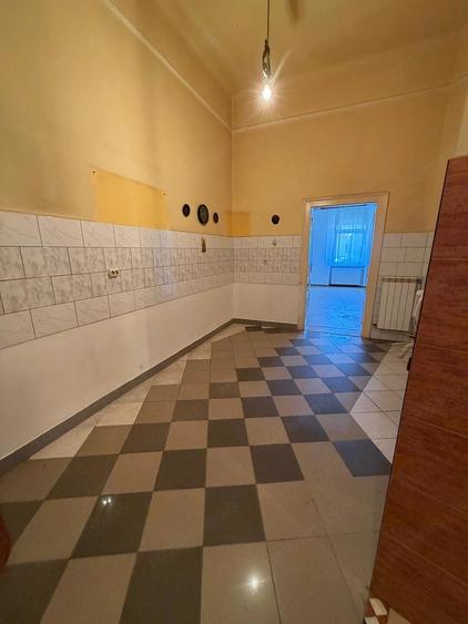 Apartament la casa ultracentral pe str. Eminescu - 2