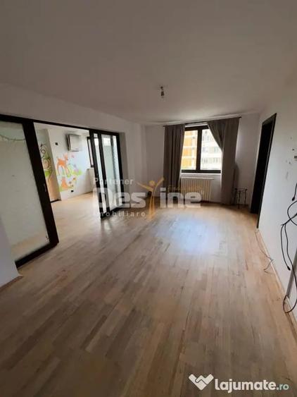 Apartament cu 4 camere decomandat în Crângași