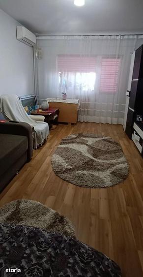 Apartament cu 2 camere decomandat în Dacia