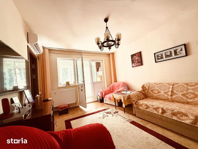 Apartament cu 3 camere în Inel II