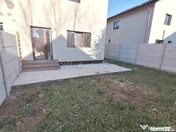 Casă cu 4 camere cu Teren 210 Mp în Rahova