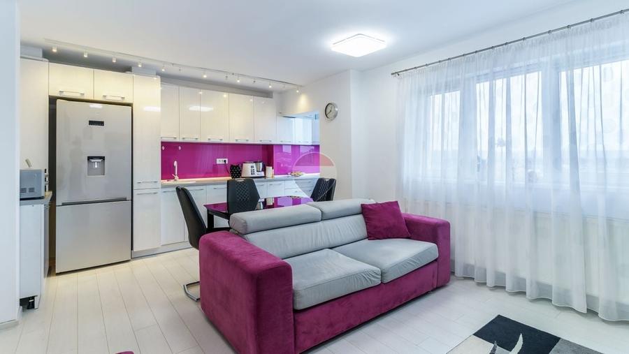 Apartament cu 3 camere semidecomandat, mobilat în Mănăștur