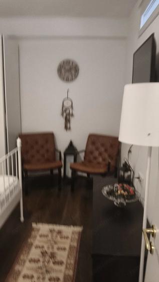 Garsonieră decomandată în Central