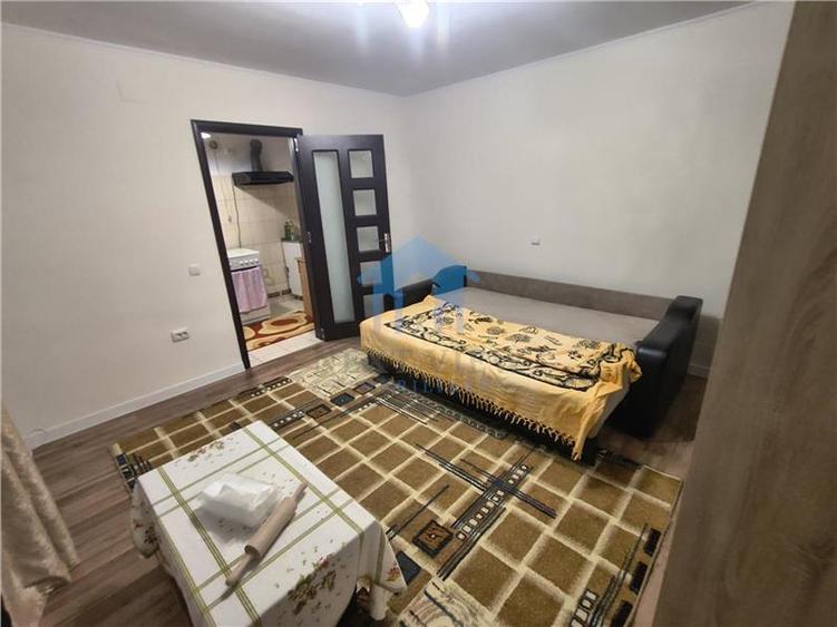 Garsonieră decomandată în Zorilor