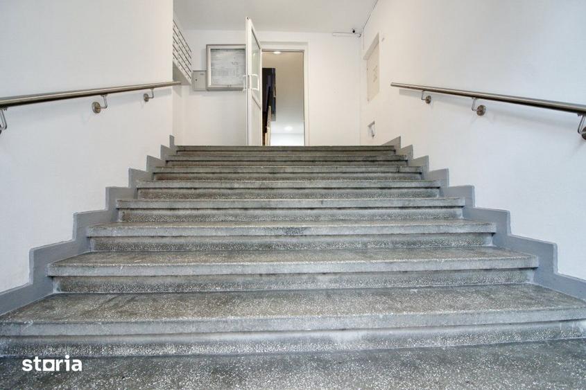 ULTRACENTRAL, UNIVERSITATE, APARTAMENT CU BALCON 17 MP IN BLOC 1980! - 3