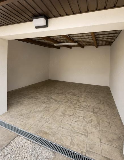 Casă individuală cu 3 camere cu Canalizare în Recaș