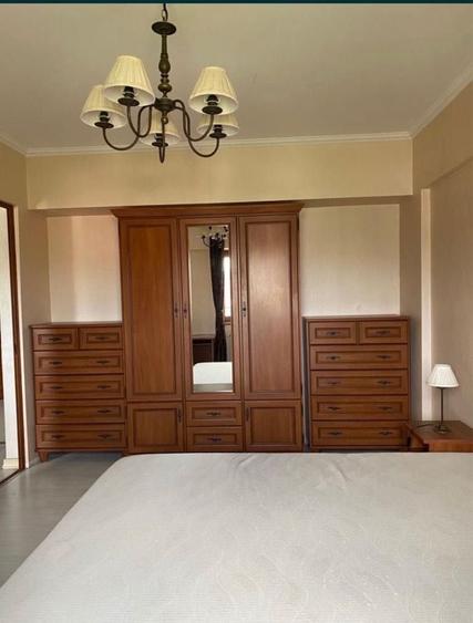 Apartament cu 3 camere decomandat în Tătărași
