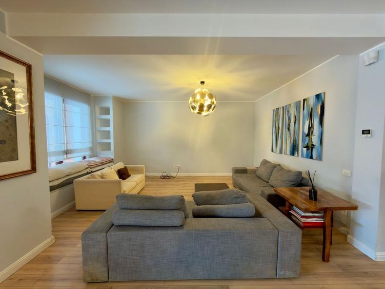 Duplex cu 5 camere cu Canalizare în Pipera