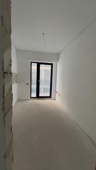 Apartament cu 2 camere decomandat în Est